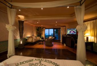 Mangosteen Ayurveda & Wellness Resort - SHA Plus has Balcony rooms