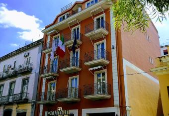 Hotel Bruman has Balcony rooms