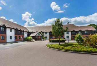 Holiday Inn Express Colchester, an IHG Hotel allows 18 year olds to book a room