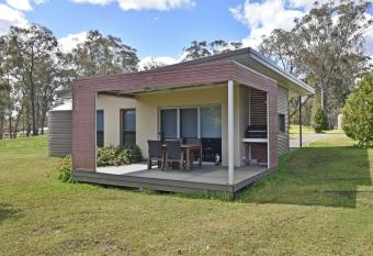 Ironbark Hill Villa 6 Cabernet Franc has Balcony rooms