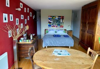 Homestay Le Corbusier 5 ieme Rue has Balcony rooms