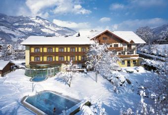 Hotel Lerch has Balcony rooms