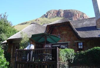 Forest Creek Lodge & Spa has Balcony rooms