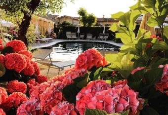 Hotel Romeo has Balcony rooms