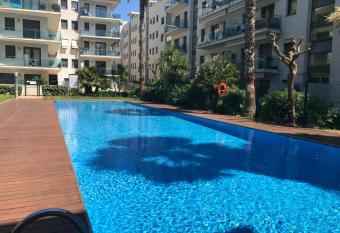 Apartamentos Jardin Turquesa allows 18 year olds to book a room