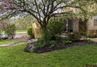Hocking Hills Inn allows 18 year olds to book a room