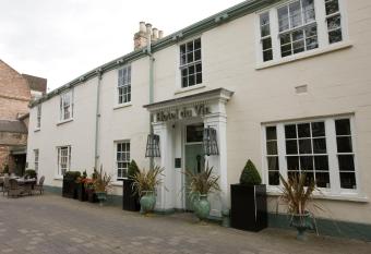 Hotel Du Vin & Bistro York allows 18 year olds to book a room