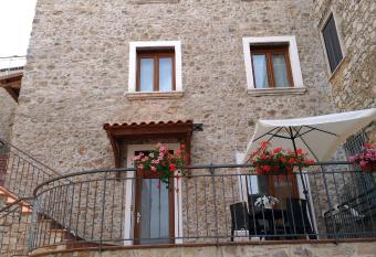 casa Marino has Balcony rooms