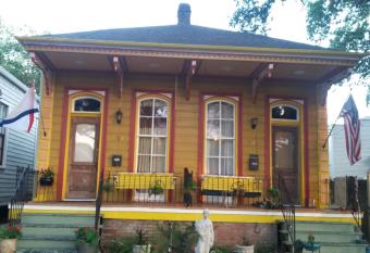 Creole Victorian for groups large and small has Balcony rooms