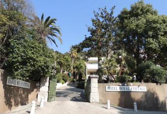 Royal Cottage has Balcony rooms