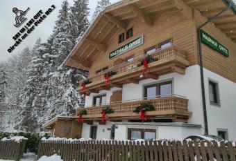 Apartment Waldhaus Opitz has Balcony rooms