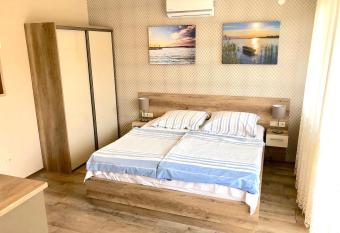 Unio Vend  gh  z 1 has Balcony rooms