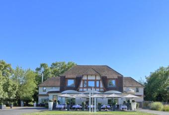 Relais De La Malmaison Paris Rueil H  tel-Spa has Balcony rooms