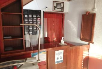 Hostal Jaime I has Balcony rooms