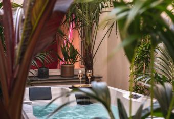 Seven Hotel has Balcony rooms