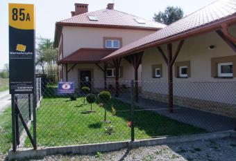 Pokoje Go  cinne allows 18 year olds to book a room