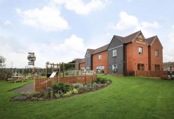 Spring River Ebbsfleet by Marston s Inns allows 18 year olds to book a room