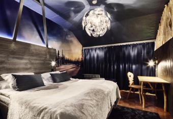 Original Sokos Hotel Vaakuna Rovaniemi allows 18 year olds to book a room