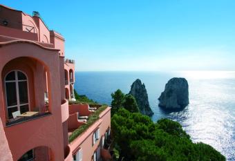Hotel Punta Tragara has Balcony rooms