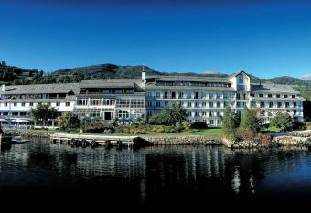 Brakanes Hotel has Balcony rooms