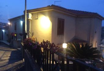 B&B La Terrazza Dell Itria has Balcony rooms