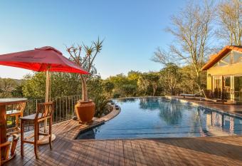 Afrique Boutique Ruimsig has Balcony rooms