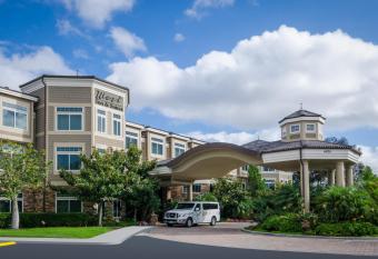 West Inn & Suites allows 18 year olds to book a room
