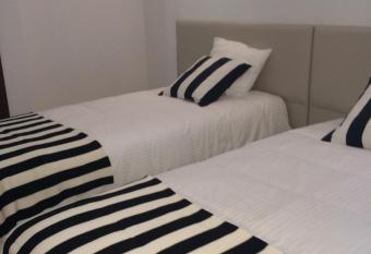 Nas Palhas Deitado allows 18 year olds to book a room