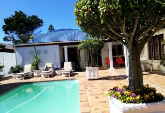 Dolphin Inn Blouberg allows 18 year olds to book a room