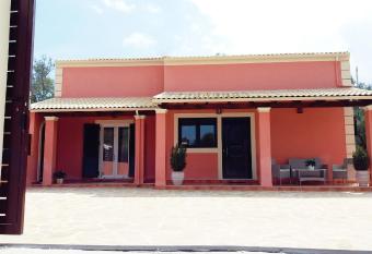 Amaryllis Boutique Apartments has Balcony rooms