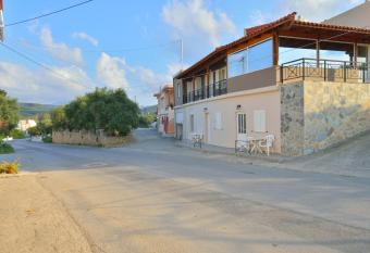 Stelios Studios allows 18 year olds to book a room