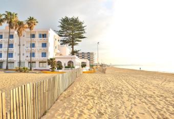 El Bah  a Algeciras has Balcony rooms