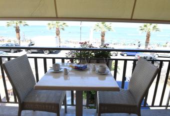 Mont   B&B has Balcony rooms