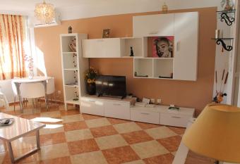 Casa Vega has Smoking rooms