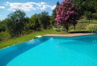 Appartamenti Villa Abbraccio has Balcony rooms