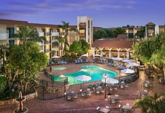 Embassy Suites by Hilton Scottsdale Resort has Balcony rooms