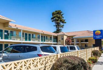Comfort Inn Beach-Boardwalk Area allows 18 year olds to book a room