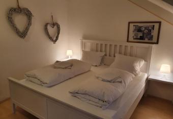 CityPark Aparthotel has Balcony rooms