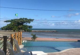 Casamar Pousada allows 18 year olds to book a room