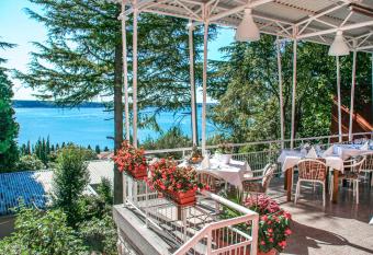 Maestral Residence has Balcony rooms