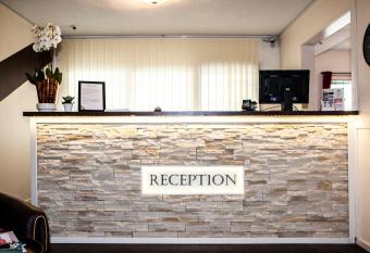 Hotell Sundbyberg has Balcony rooms