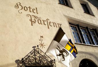 Hotel Parsenn has Balcony rooms