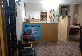 Hostal Virgen Del Roc  o allows 18 year olds to book a room