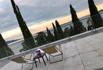 Residence Villa Alba has Balcony rooms