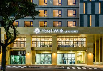 Hotel With Jeju allows 18 year olds to book a room