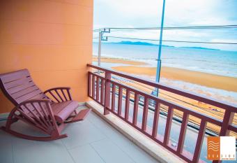 Seaside Jomtien Beach Pattaya has Balcony rooms
