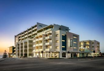 Quest Scarborough has Balcony rooms