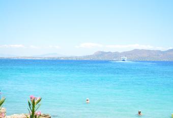 Saronic View has Balcony rooms