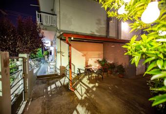 Vordos Rooms has Balcony rooms