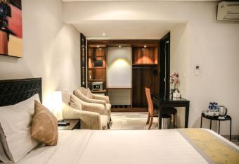 Dekuta has Balcony rooms